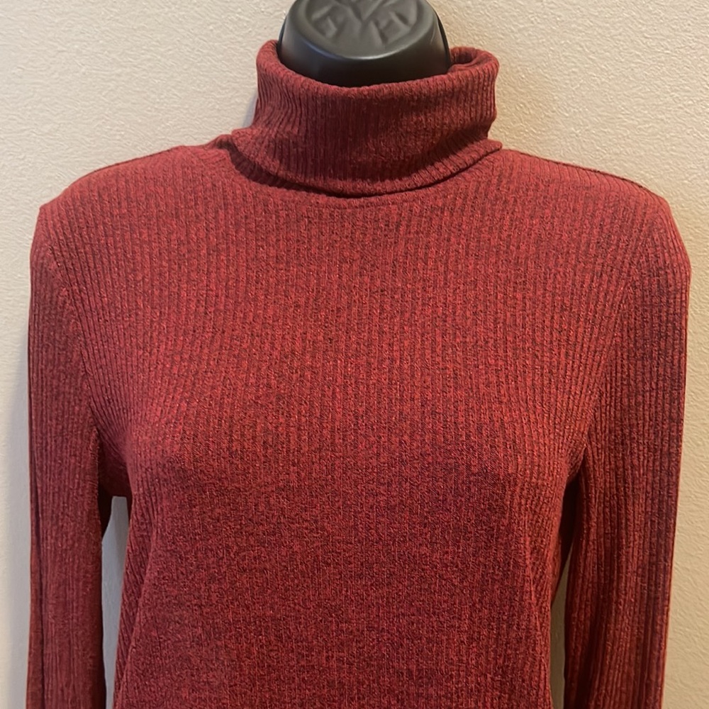 Sweater - Picture 2 of 2